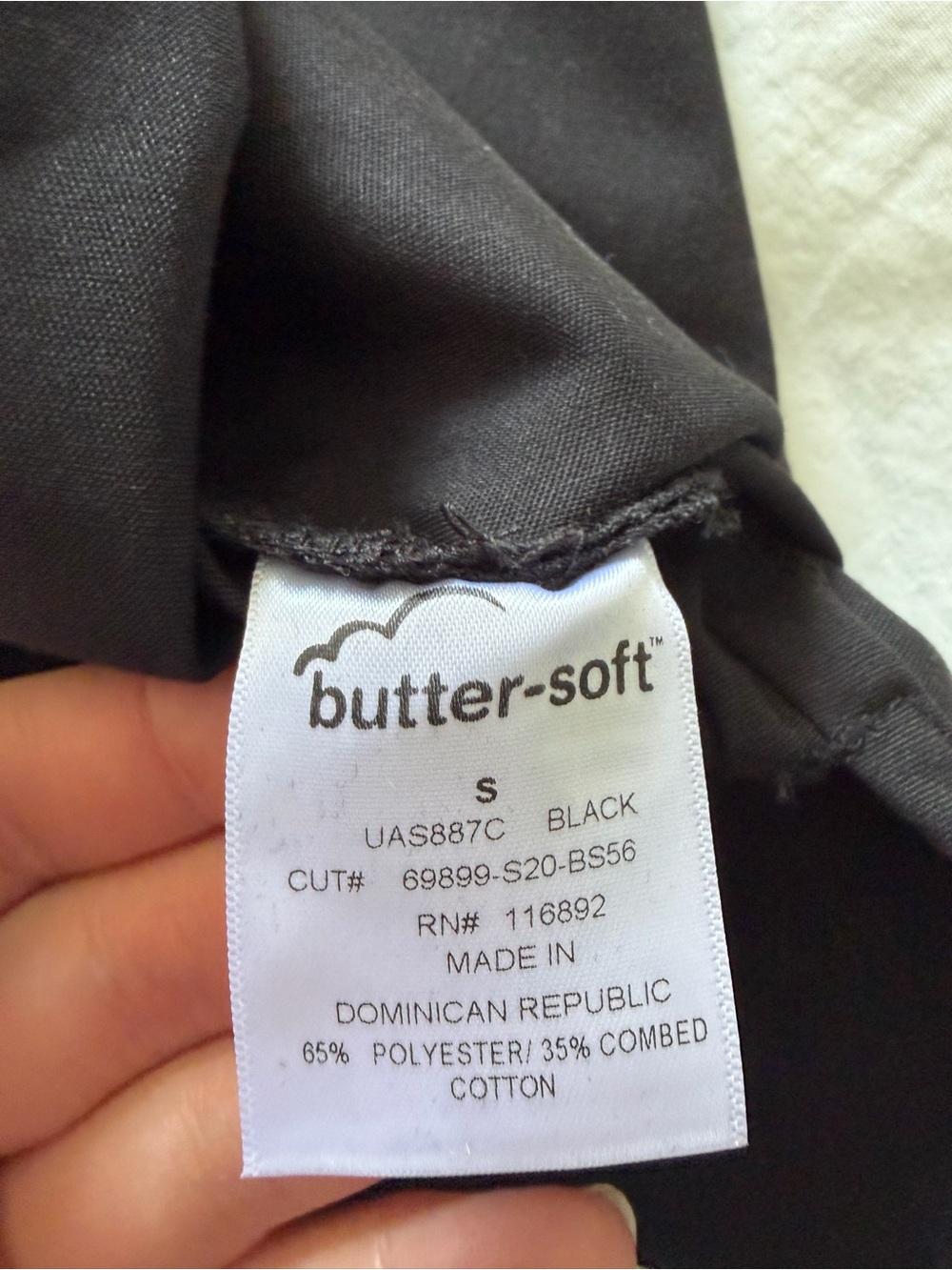 Butter-Soft Women’s Black V-Neck Scrubs Top and Pants Set Small/Medium NWT - Picture 14 of 16